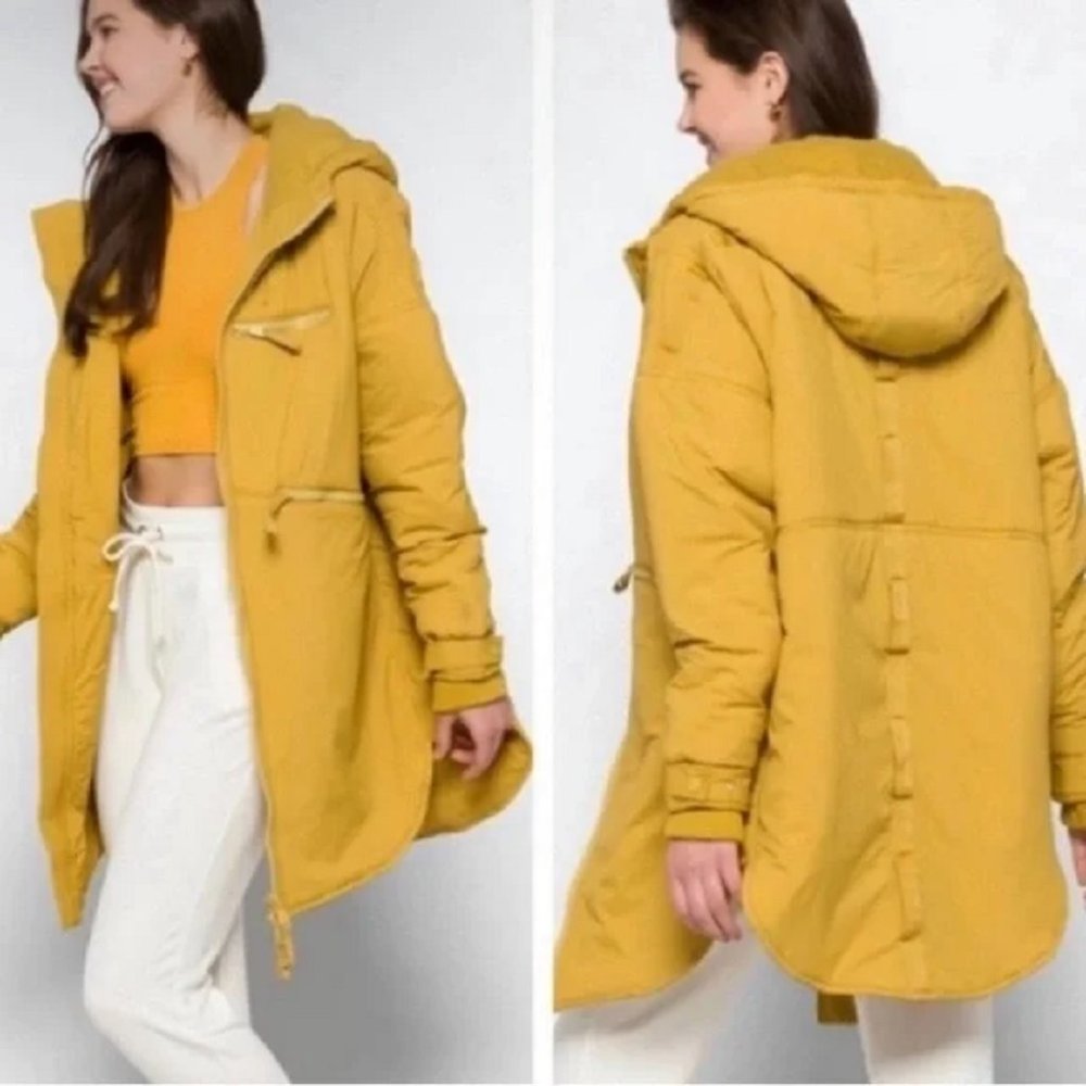 SALE NWT FP Movement Survival Mode Puffer Yellow Desert Grass Jacket 50% OFF - Picture 3 of 8